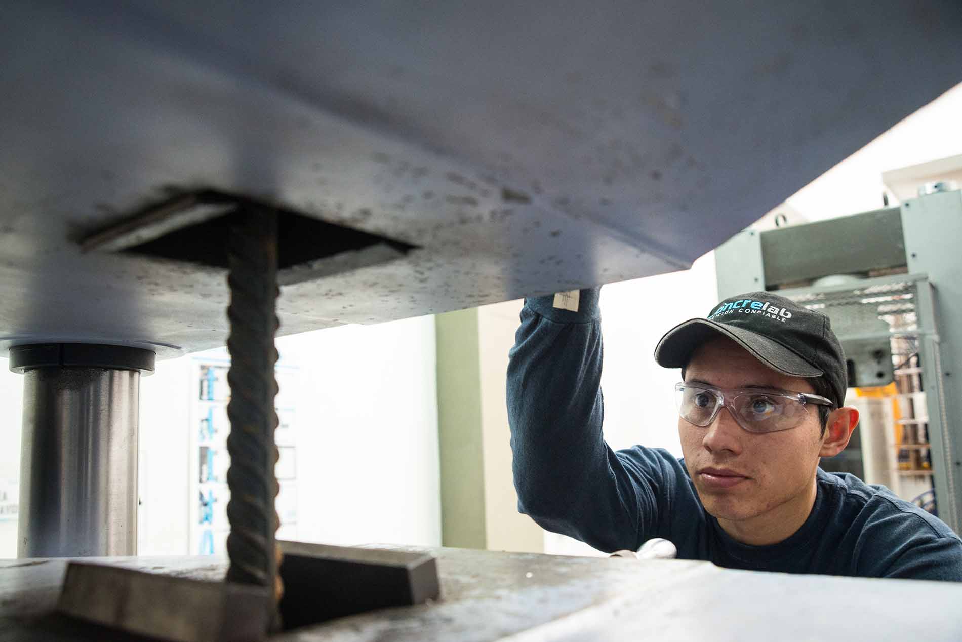 Ensayos del acero aplicables al sector de la construcción.